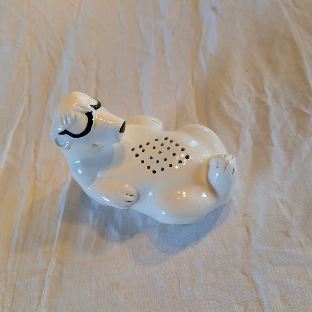 2/16$ Vintage White Ceramic Polar Bear Potpourri For Refrigerator